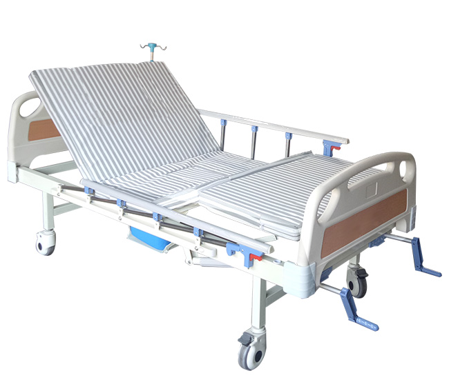 Giường bệnh nhân 3 tay quay NIKITA CS18(DCN03)