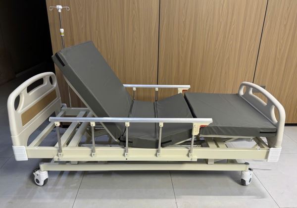 Giường tay quay 3 chức năng nâng hạ chiều cao GBM-094AB